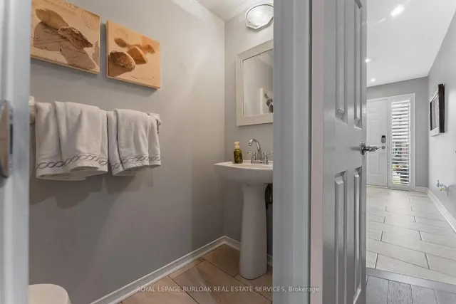 Additional image 16 of 2025 Cleaver Ave Unit 8