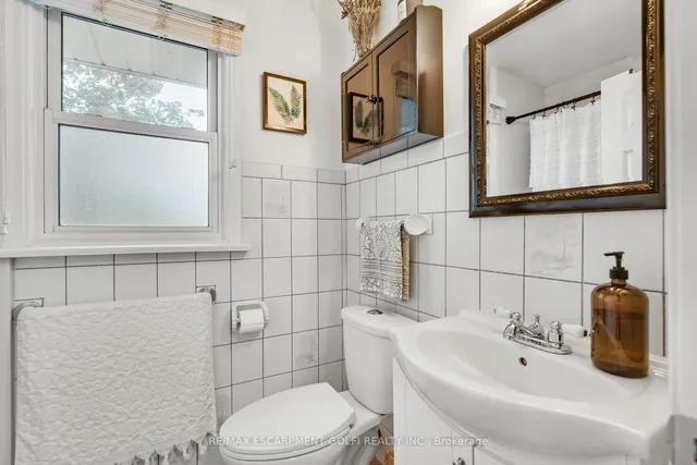 Additional image 18 of 120 JUNE St