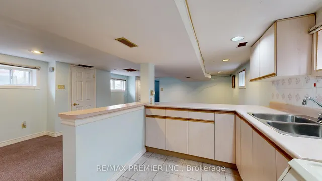 Additional image 40 of 114 Branstone Rd