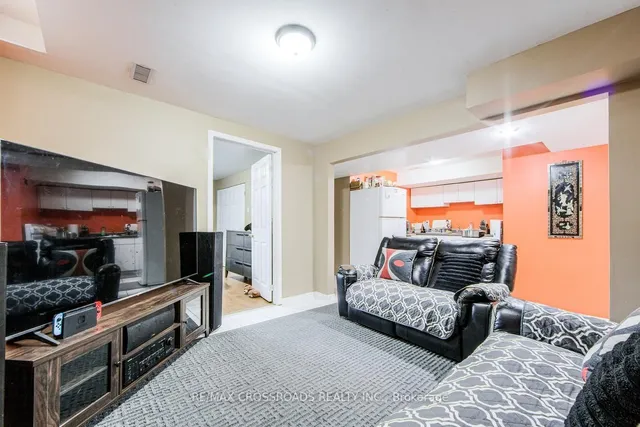 Additional image 37 of 34 Narrow Valley Cres