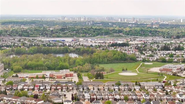 Additional image 28 of 34 Reistview St