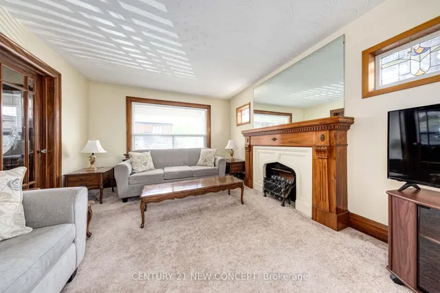 Additional image 13 of 52 Frankdale Ave