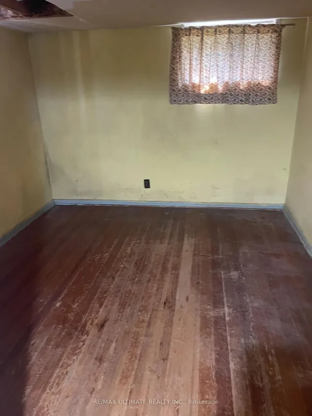 Additional image 2 of 11 Flamingo Cres