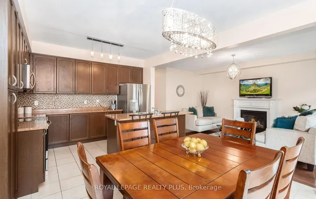 Additional image 12 of 17 Daden Oaks Dr