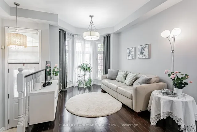 Additional image 8 of 523B Royal York Rd