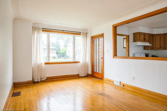 Additional image 23 of 424 Cochrane Rd