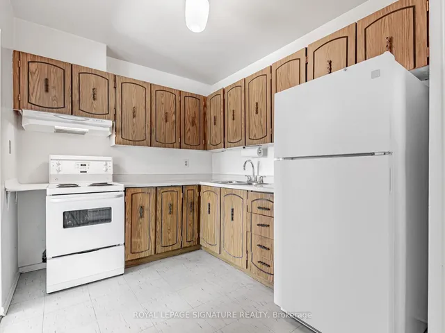 60 Pavane Linkway N/A Unit 915