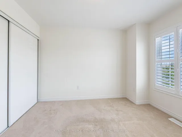 Additional image 30 of 1404 Sycamore Gdns