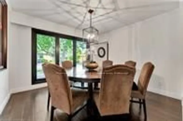 Additional image 11 of 564 Rosedale Cres