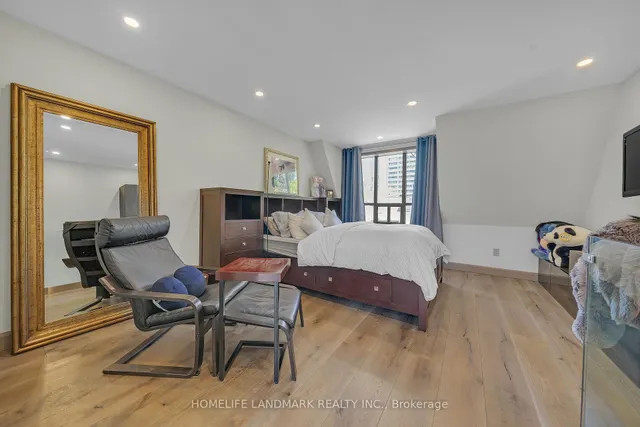 Additional image 18 of 21 Dundonald St Unit 1