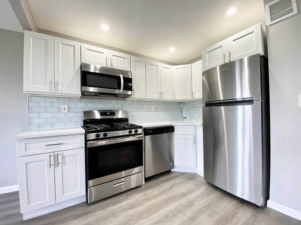 75 Ellwood St APT 2F, New York, NY 10040