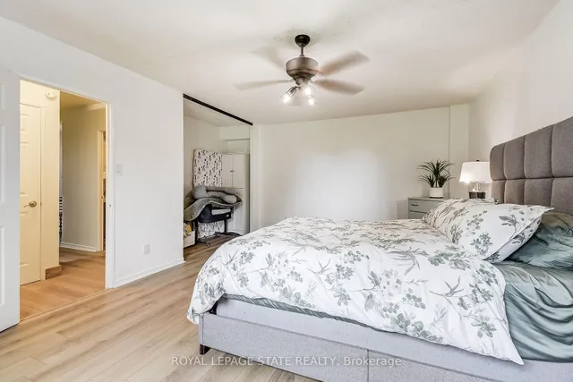 Additional image 17 of 975 Warwick Crt Unit B1