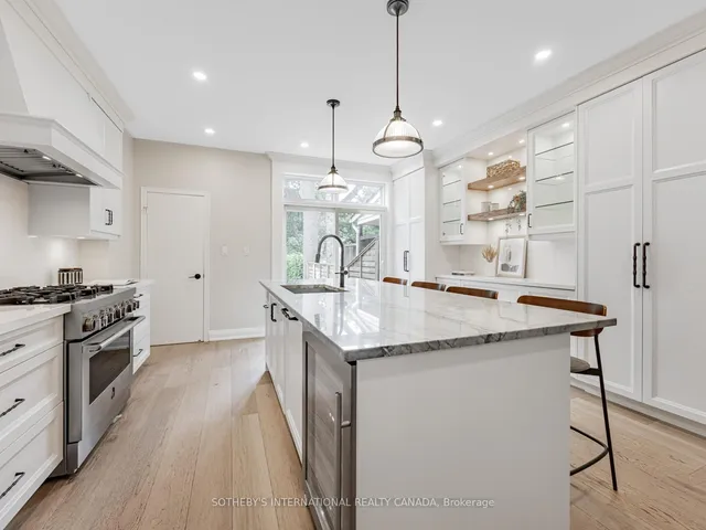 Additional image 9 of 300 Forman Ave