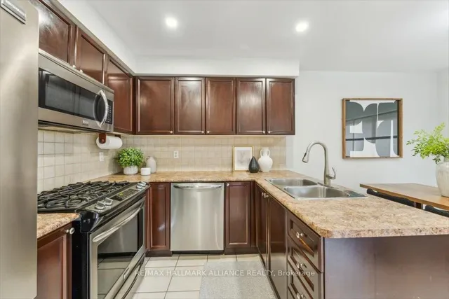 Additional image 13 of 789 Irving Terr