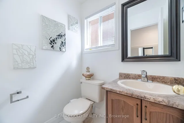 Additional image 10 of 29 Skylar Circ