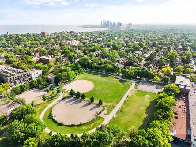 Additional image 19 of 13 Westminster Ave