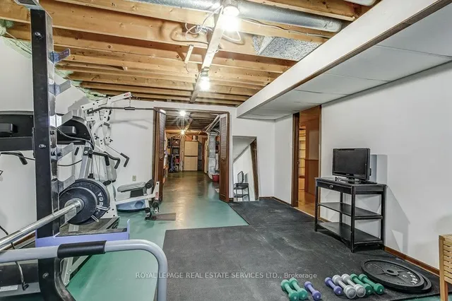 Additional image 31 of 9346 Dickenson Rd