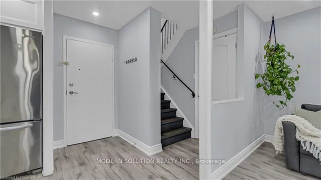 Additional image 7 of 1016 Falgarwood Dr Unit 42