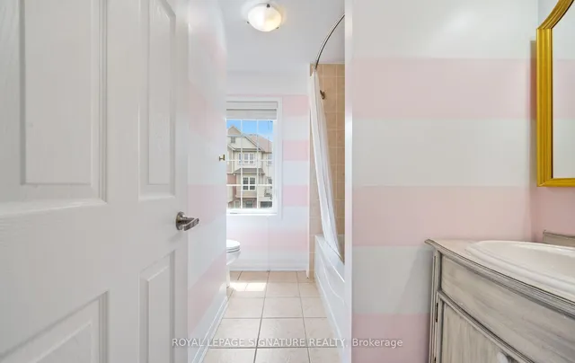 Additional image 31 of 981 McTrach Cres