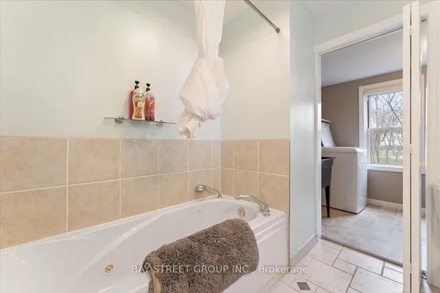 Additional image 18 of 1019 Beach Blvd