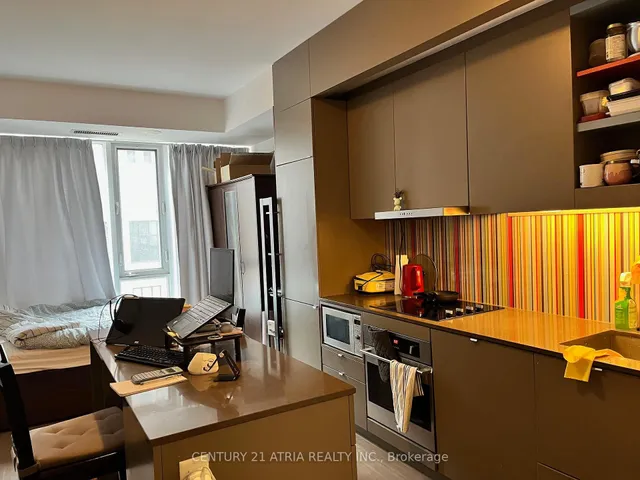 Additional image 7 of 101 Peter St Unit 1008