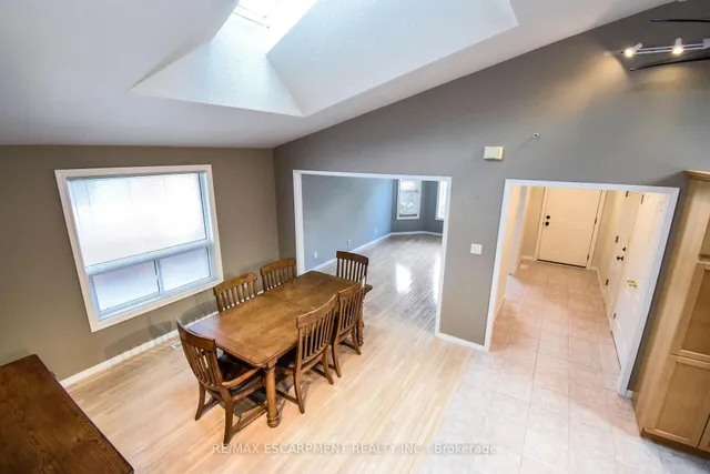 Additional image 16 of 67 Lawnhurst Dr