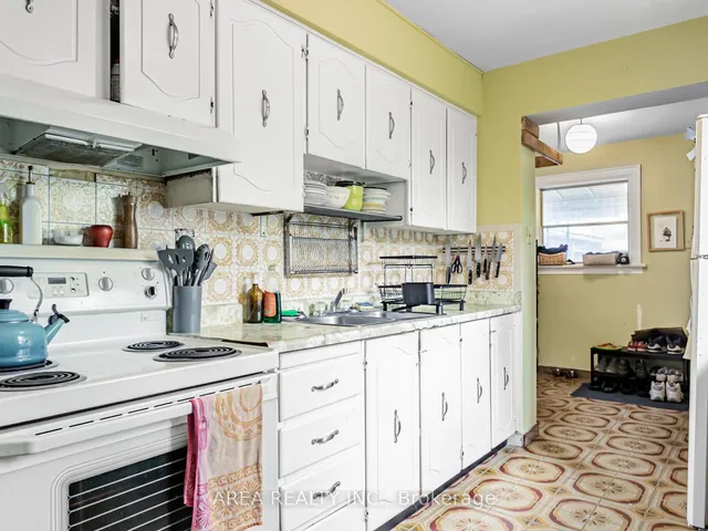 Additional image 9 of 326A Harbord St