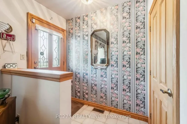 Additional image 4 of 538 Hughson St