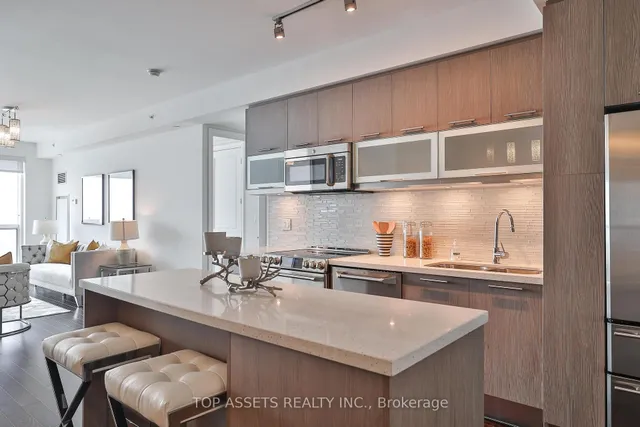 Additional image 16 of 388 Yonge St Unit 6609