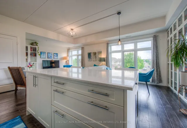 Additional image 15 of 195 Commonwealth St Unit 213