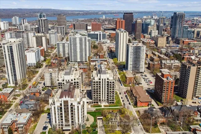 Additional image 45 of 81 Robinson St Unit 809