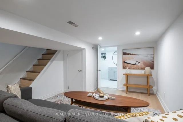 Additional image 20 of 674 Milverton Blvd