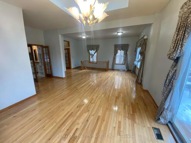 Additional image 4 of 4 Denison Ave