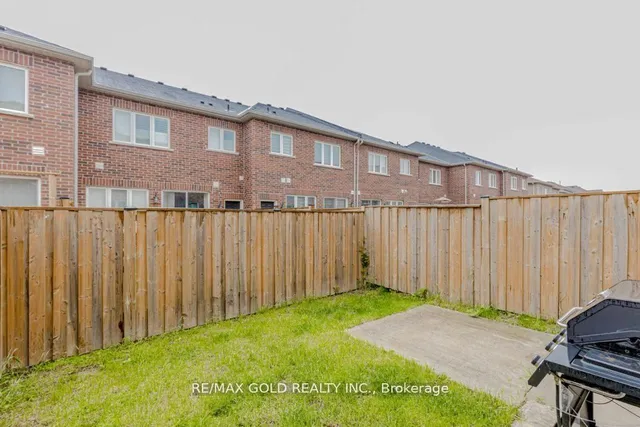 Additional image 50 of 475 Queen Mary Dr