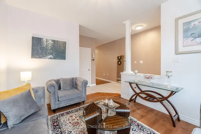 Additional image 7 of 343 Montreal Circ