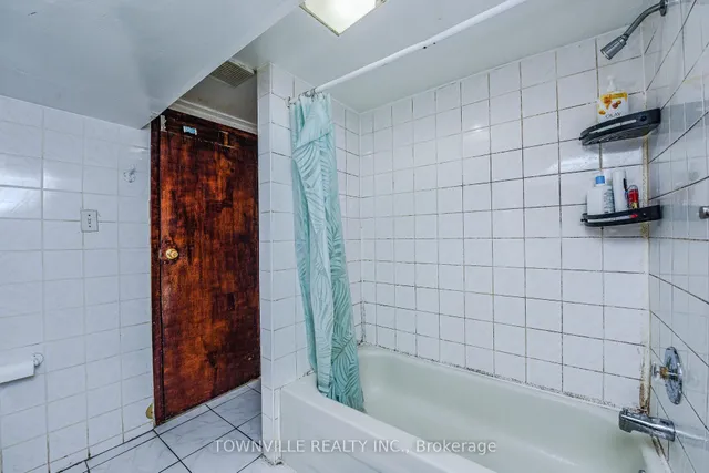 Additional image 41 of 35 Taysham Cres