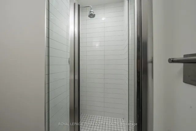 Additional image 20 of 460 Adelaide St Unit 1032