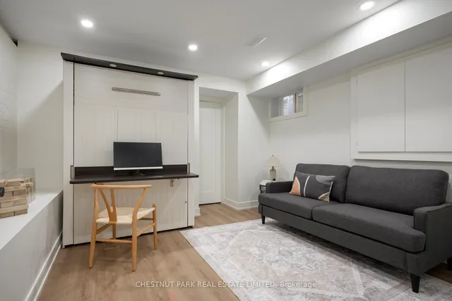 Additional image 39 of 26 Pape Ave