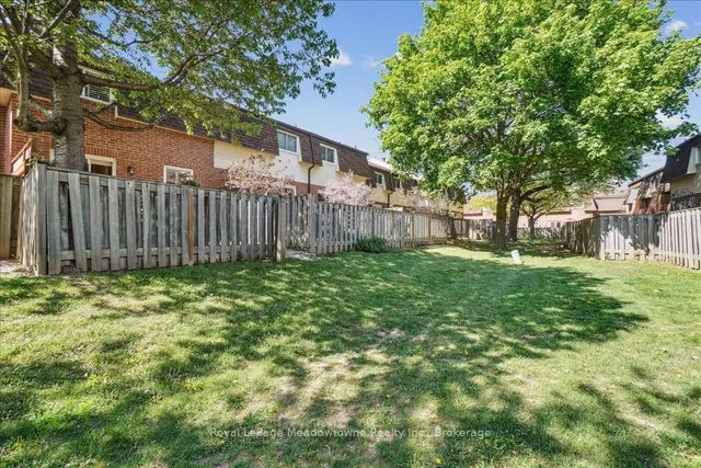 Additional image 50 of 30 Heslop Rd Unit 4