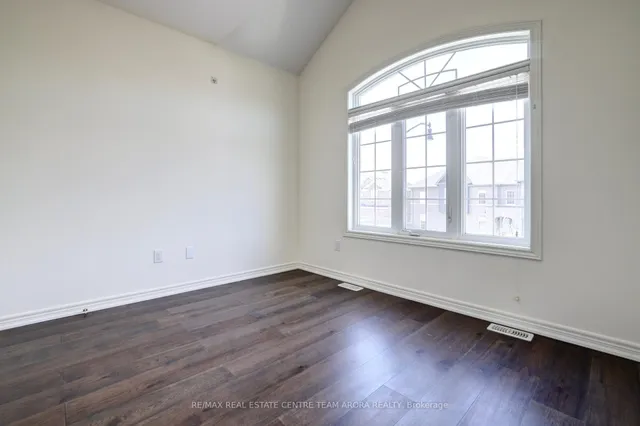 Additional image 27 of 436 Royal West Dr