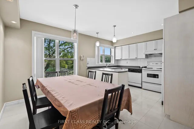 Additional image 15 of 10A Leaside Park Dr