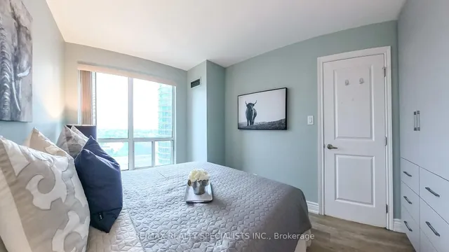 Additional image 18 of 8 LEE CENTRE Dr Unit 1812