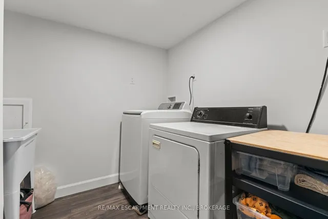 Additional image 34 of 617 Clark Ave