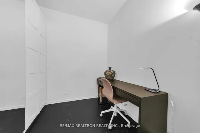 Additional image 7 of 1 Bloor St Unit 4610