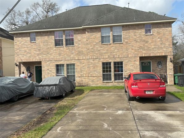 10445 Wicklowe St #B, Houston, TX 77016