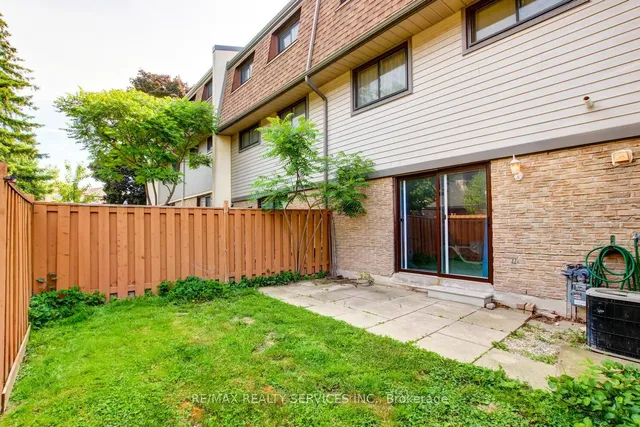 Additional image 33 of 112 Ashton Cres Unit 112