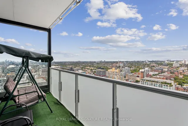 Additional image 21 of 11 Charlotte St Unit 2803