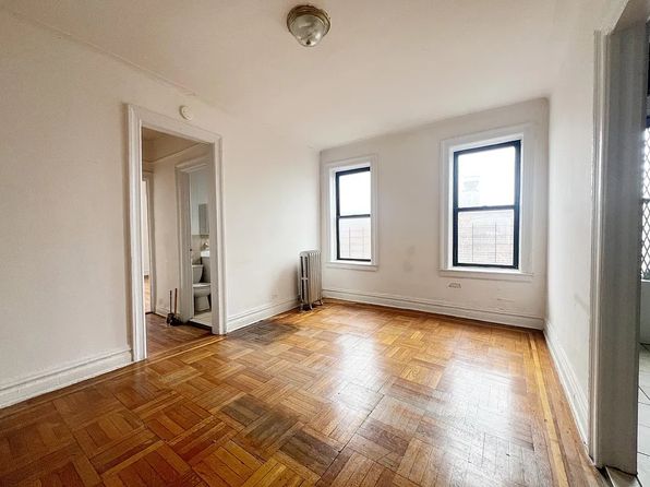 75 Ellwood St #3L, New York, NY 10040