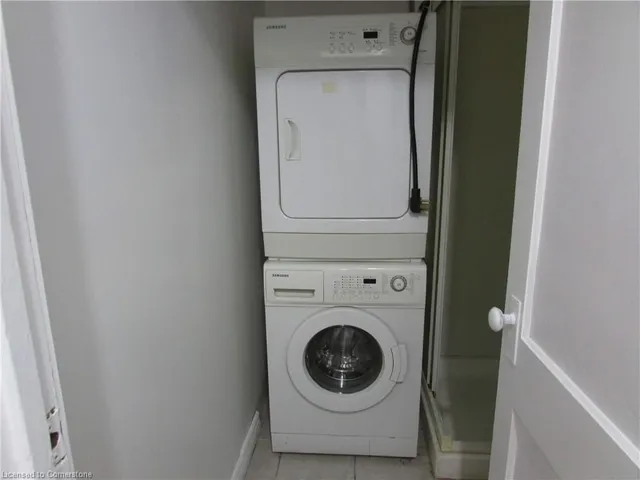 Additional image 8 of 35 Stapleton Ave