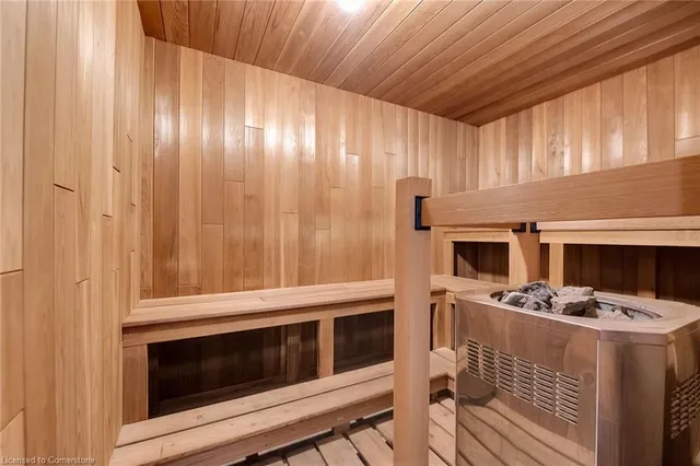 Additional image 29 of 8 Village Green Unit 112